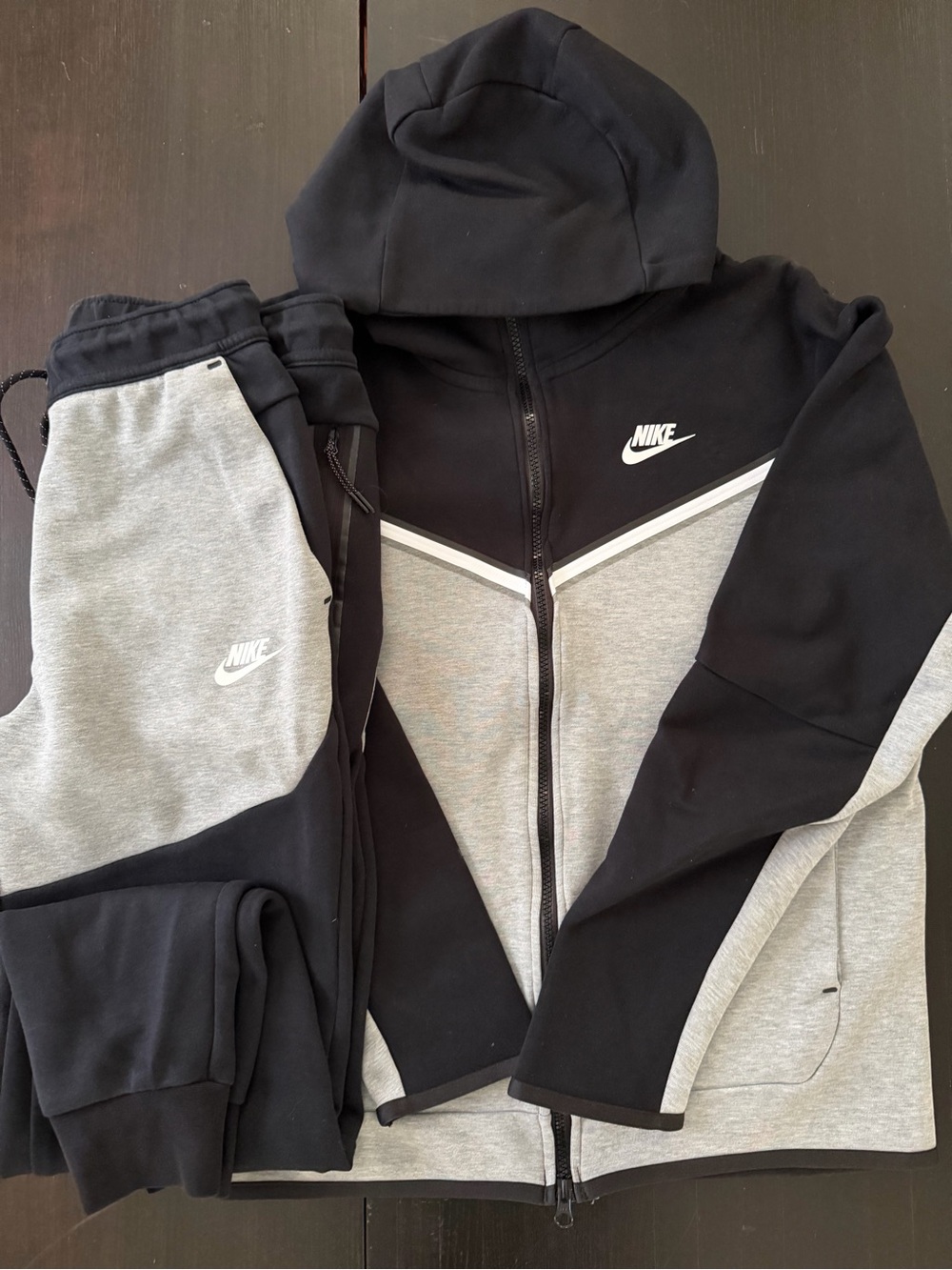 Nike Men’s Black & Gray Tech Suit Track Suit